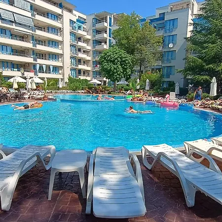 Excelsior Apartment 3*