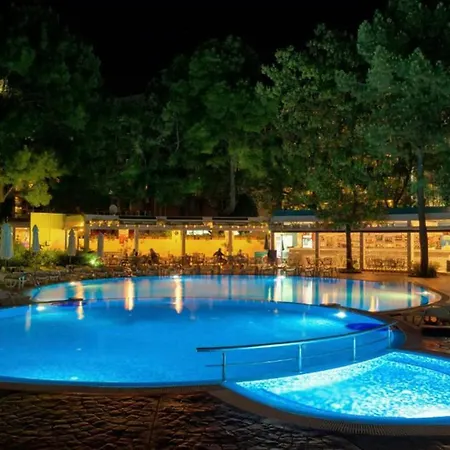 Excelsior 3* サニービーチ